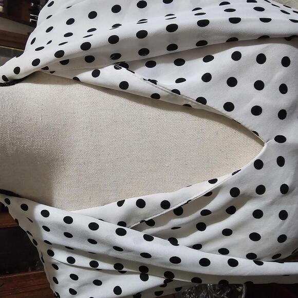 Anne Klein White and Black Dotted Blouse - Picture 8 of 11